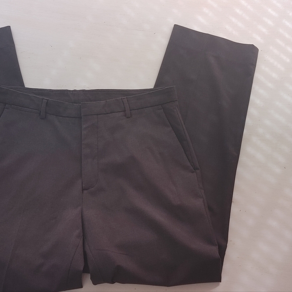 Calvin Klein 2pc Suit - Picture 9 of 9